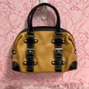 Danier Leather satchel ❤️